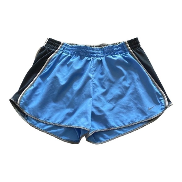 NIKE-DRI FIT SHORTS-SIZE MEDIUM - Picture 1 of 8